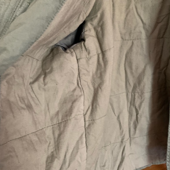 Gap Kids quilted jacket - Picture 8 of 9